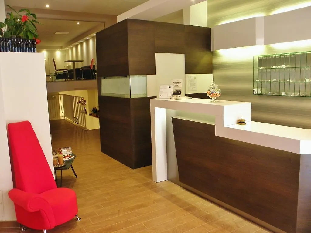 Genius Hotel Downtown Milan 3*,  Italy